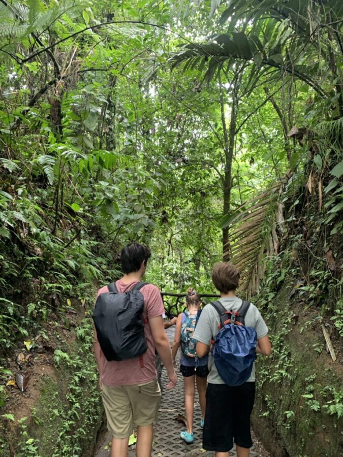 Costa Rica Vacation: What to Pack for Green / Rainy Season!