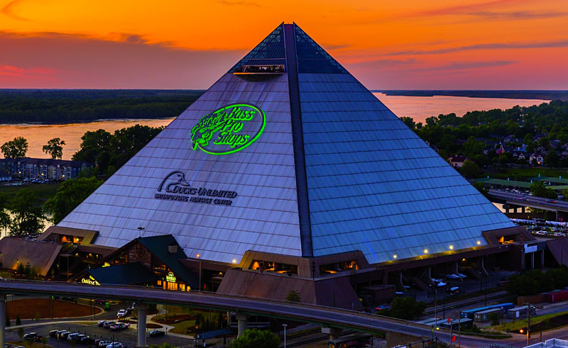 bass pro shop pyramid