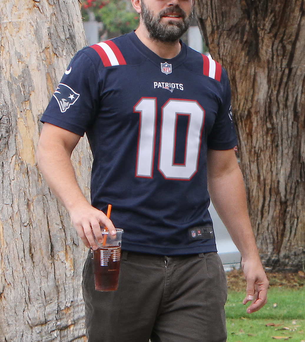 ben affleck drake maye patriots jersey fanatics