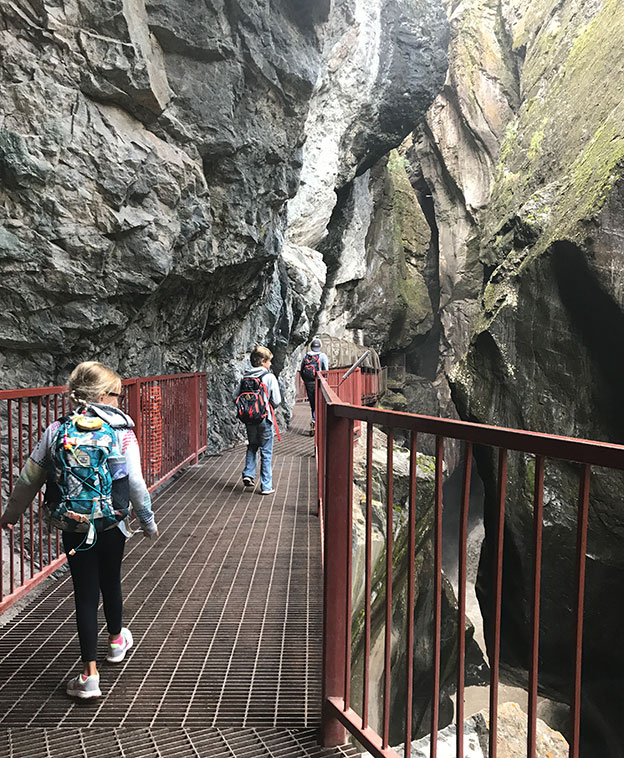 Box Canyon Falls