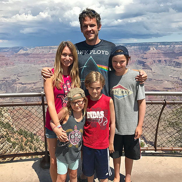 family grand canyon road trip