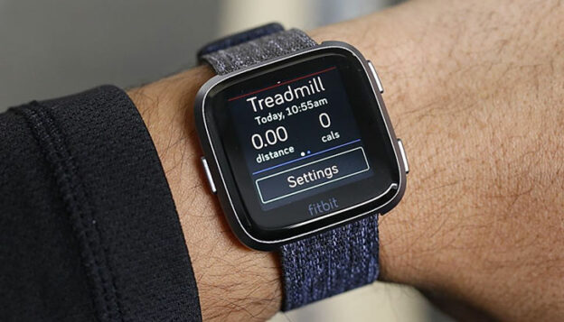 fitness tracker fitbit