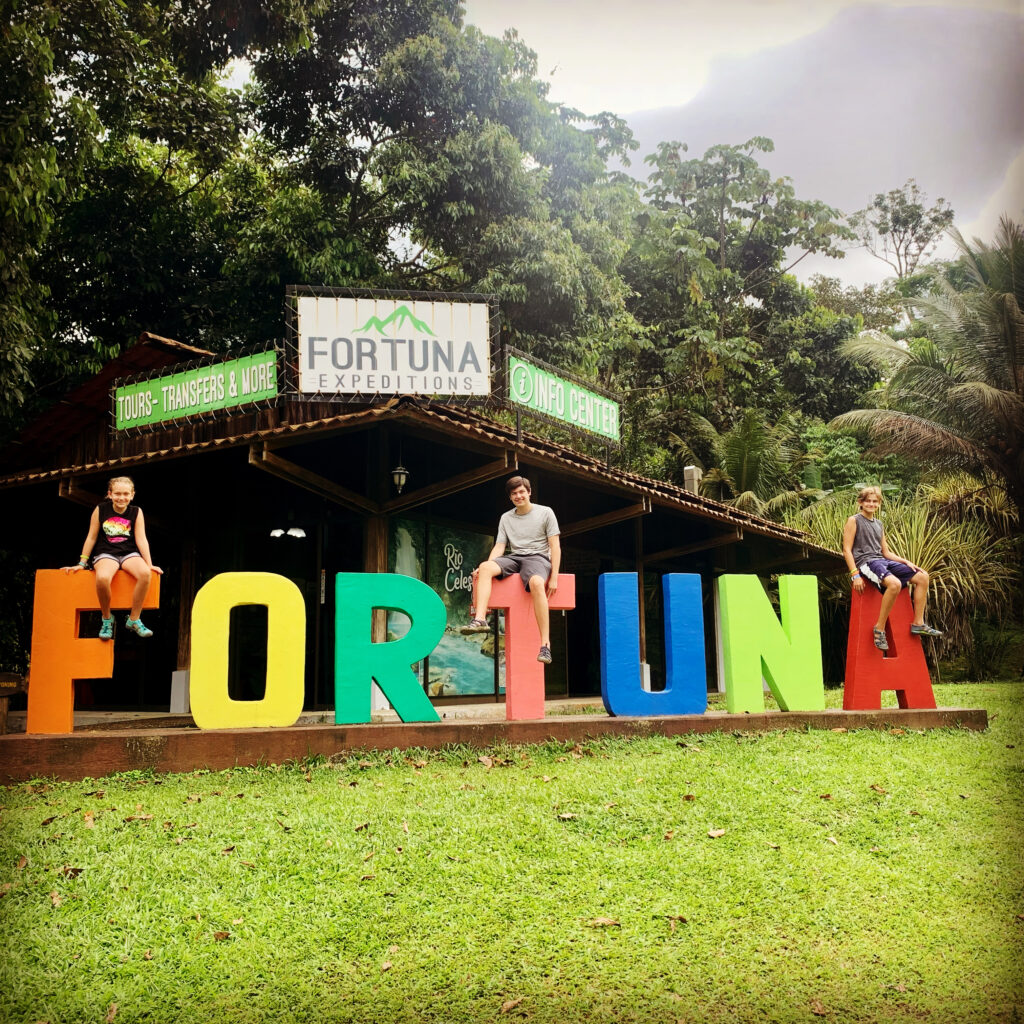 fortuna costa rica sign