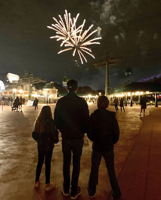 Kids watching the Epcot fireworks