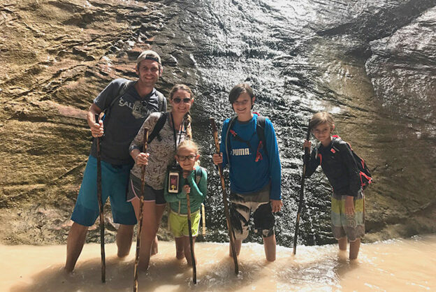 narrows zion waterfall family
