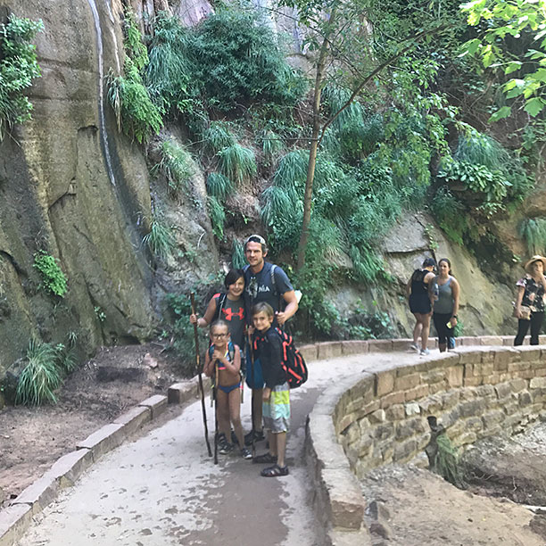 riverside walk trail to the narrows in zion