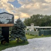 springs motel mass sign