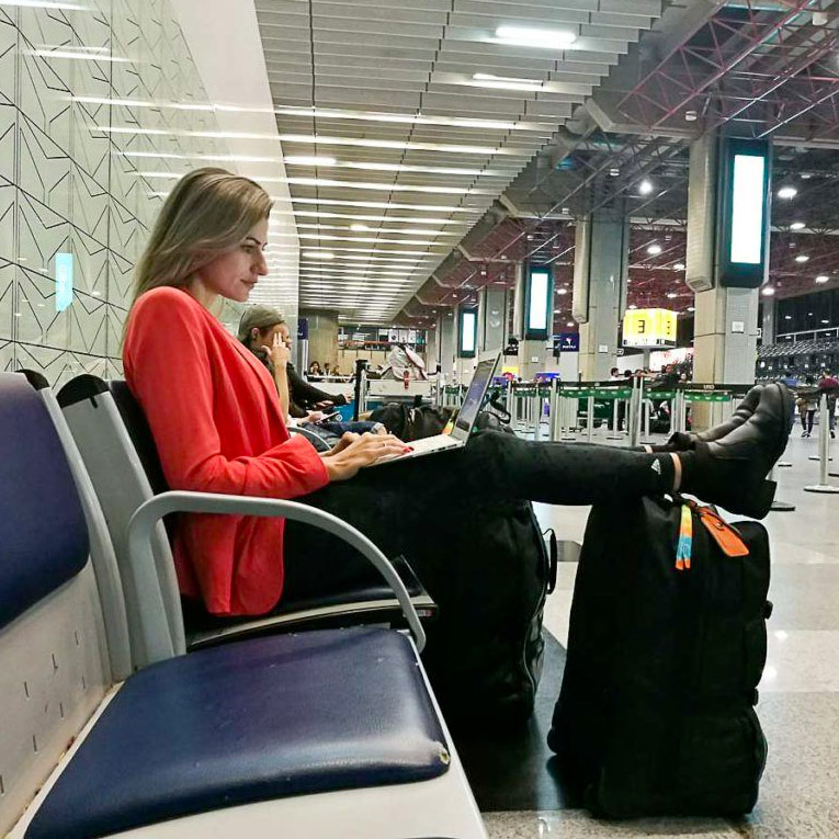 vpn airport laptop travel